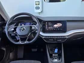 Škoda Octavia (2021) thumbnail 14