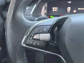 Škoda Octavia (2021) thumbnail 23