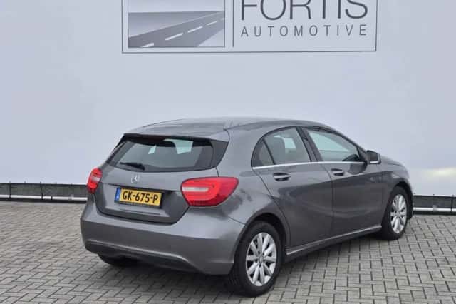 Mercedes-Benz A-Klasse (2015) thumbnail 2