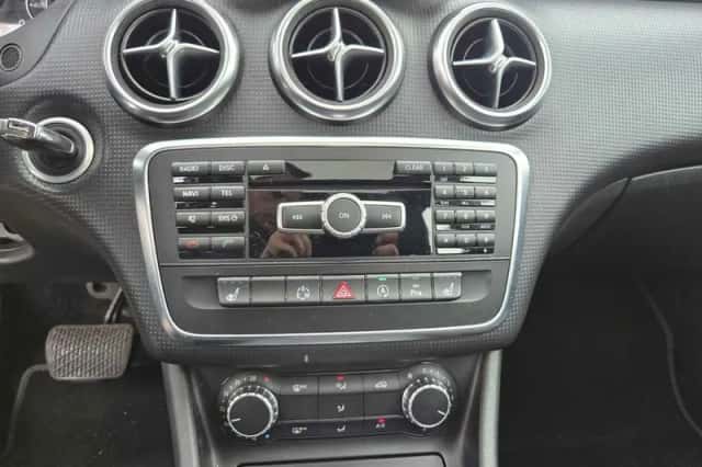 Mercedes-Benz A-Klasse (2015) thumbnail 4