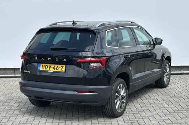 Škoda Karoq (2021) thumbnail 2