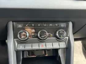 Škoda Karoq (2021) thumbnail 32