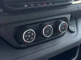 Renault Trafic (2022) thumbnail 5