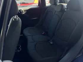 MINI Countryman (2016) thumbnail 16