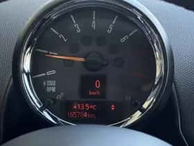 MINI Countryman (2016) thumbnail 23