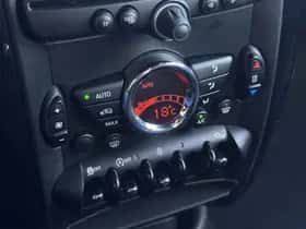 MINI Countryman (2016) thumbnail 5