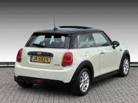 MINI Mini (2016) thumbnail 2