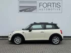 MINI Mini (2016) thumbnail 3