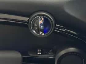 MINI Mini (2016) thumbnail 6