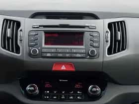 Kia Sportage (2011) thumbnail 13