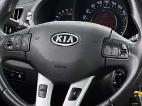 Kia Sportage (2011) thumbnail 14