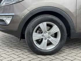 Kia Sportage (2011) thumbnail 16