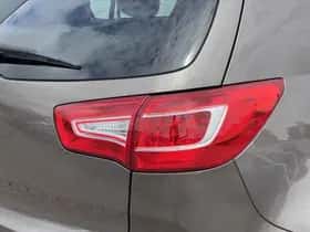 Kia Sportage (2011) thumbnail 19