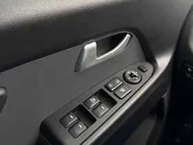 Kia Sportage (2011) thumbnail 23