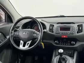 Kia Sportage (2011) thumbnail 5