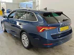 Škoda Octavia (2021) thumbnail 4