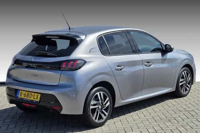 Peugeot 208 (2021) thumbnail 2