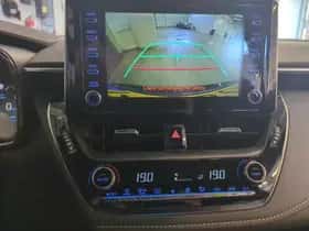 Toyota Corolla (2022) thumbnail 5