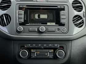 Volkswagen Tiguan (2016) thumbnail 16
