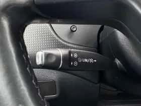 Mercedes-Benz A-Klasse (2014) thumbnail 9
