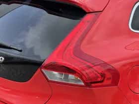 Volvo V40 (2013) thumbnail 15