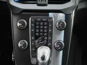 Volvo V40 (2013) thumbnail 21