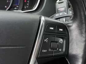 Volvo V40 (2013) thumbnail 24
