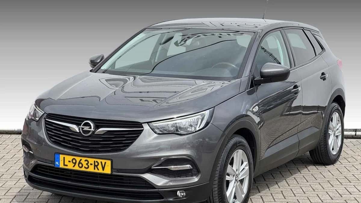 Opel Grandland X (2019) — foto 1
