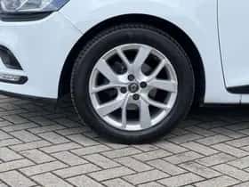 Renault Clio (2019) thumbnail 21