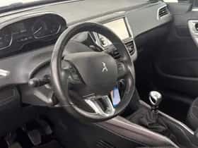Peugeot 2008 (2019) thumbnail 4