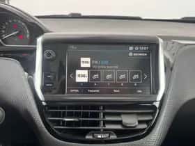 Peugeot 2008 (2019) thumbnail 8