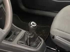 Volkswagen Up! (2013) thumbnail 10