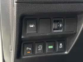 Nissan Qashqai (2016) thumbnail 21