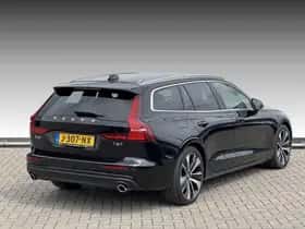 Volvo V60 (2020) thumbnail 2