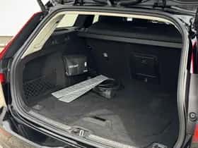 Volvo V60 (2020) thumbnail 17