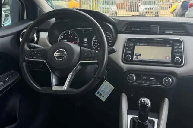 Nissan Micra (2018) thumbnail 5