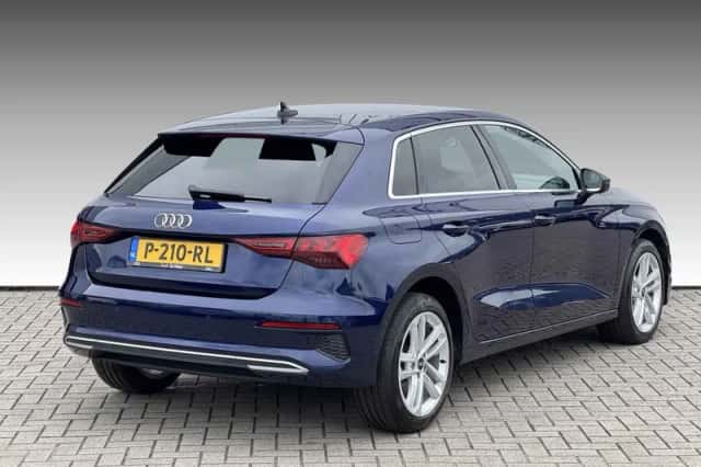 Audi A3 (2022) thumbnail 2