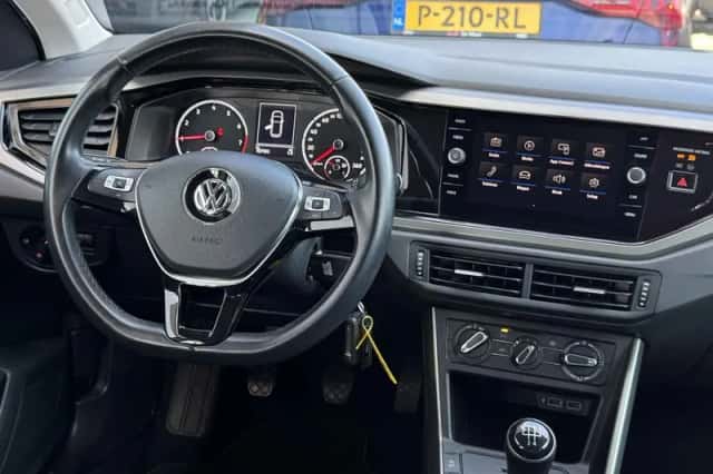 Volkswagen Polo (2019) thumbnail 4