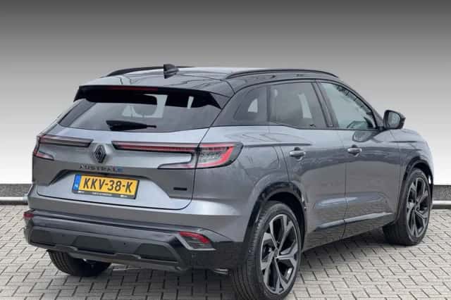 Renault Austral (2024) thumbnail 2