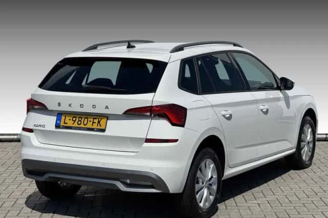 Škoda Kamiq (2021) thumbnail 2