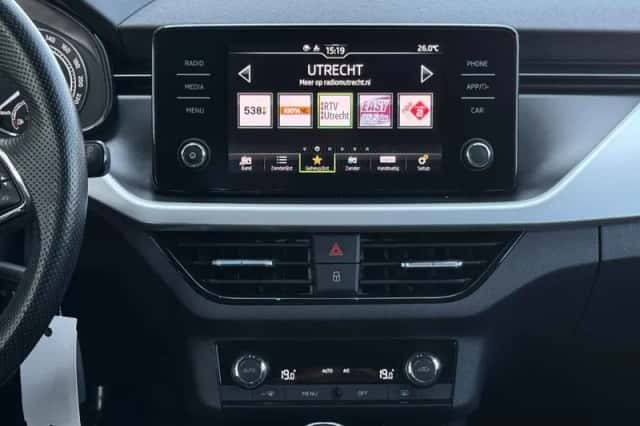 Škoda Kamiq (2021) thumbnail 4
