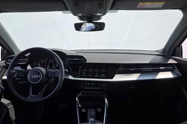 Audi A3 (2022) thumbnail 3