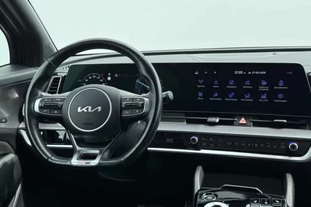 Kia Sportage (2022) thumbnail 3