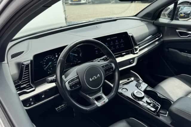 Kia Sportage (2022) thumbnail 4