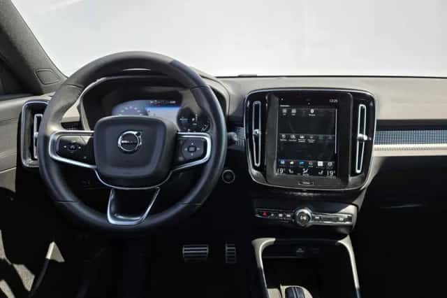 Volvo XC40 (2021) thumbnail 5