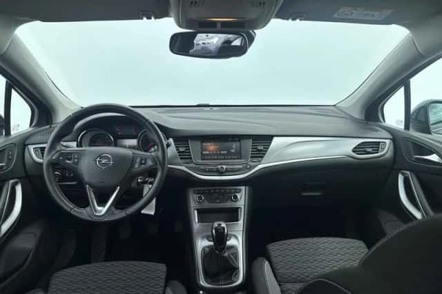 Opel Astra (2021) thumbnail 5