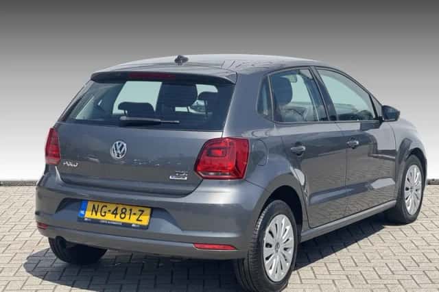 Volkswagen Polo (2017) thumbnail 2