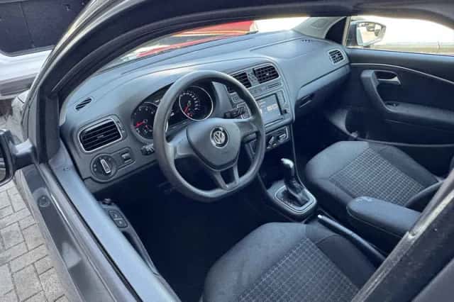 Volkswagen Polo (2017) thumbnail 3