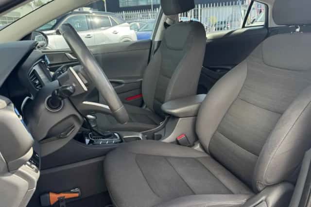 Hyundai Ioniq (2019) thumbnail 5