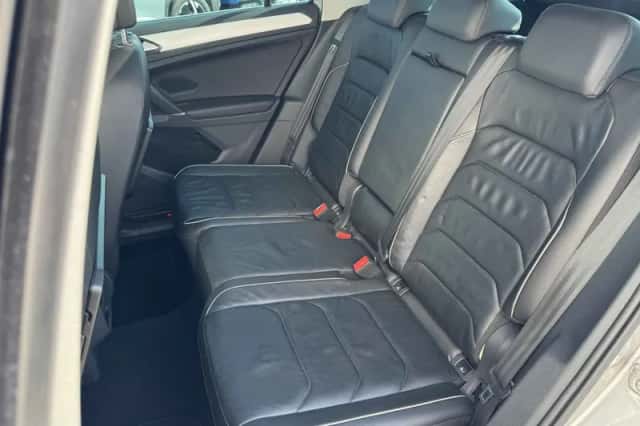 Volkswagen Tiguan (2017) thumbnail 6